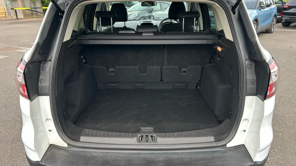Ford Kuga 1.5 TDCi Titanium 5dr 2WD Diesel Estate - Image 4