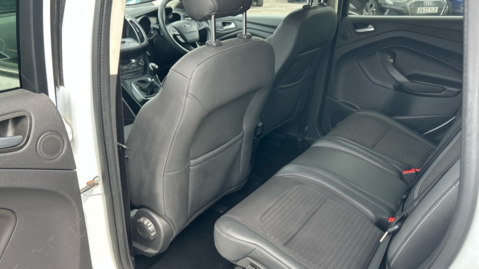 Ford Kuga 1.5 TDCi Titanium 5dr 2WD Diesel Estate - Image 16