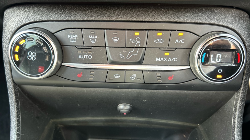 Ford Fiesta 1.0 EcoBoost 125 ST-Line X 5dr Petrol Hatchback - Image 19
