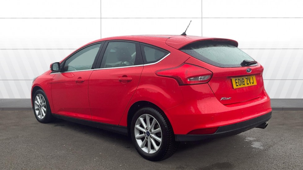 Ford Focus 1.5 EcoBoost Titanium 5dr Auto Petrol Hatchback - Image 2