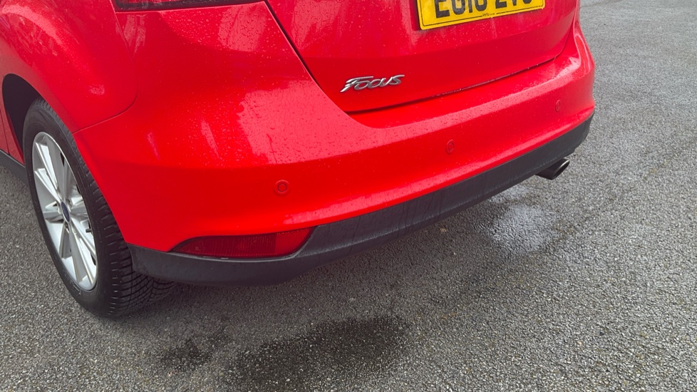 Ford Focus 1.5 EcoBoost Titanium 5dr Auto Petrol Hatchback - Image 23