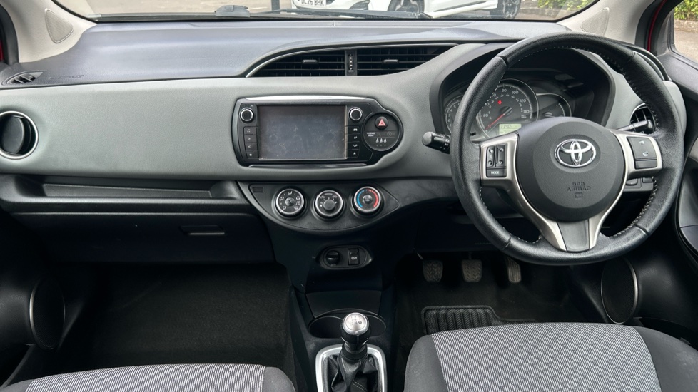 Toyota Yaris 1.0 VVT-i Icon 5dr Petrol Hatchback - Image 10