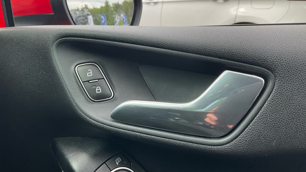 Ford Fiesta 1.0 EcoBoost 140 ST-Line 3dr Petrol Hatchback - Image 25