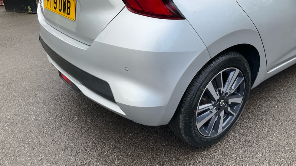 Nissan Micra 0.9 IG-T Acenta 5dr Petrol Hatchback - Image 25