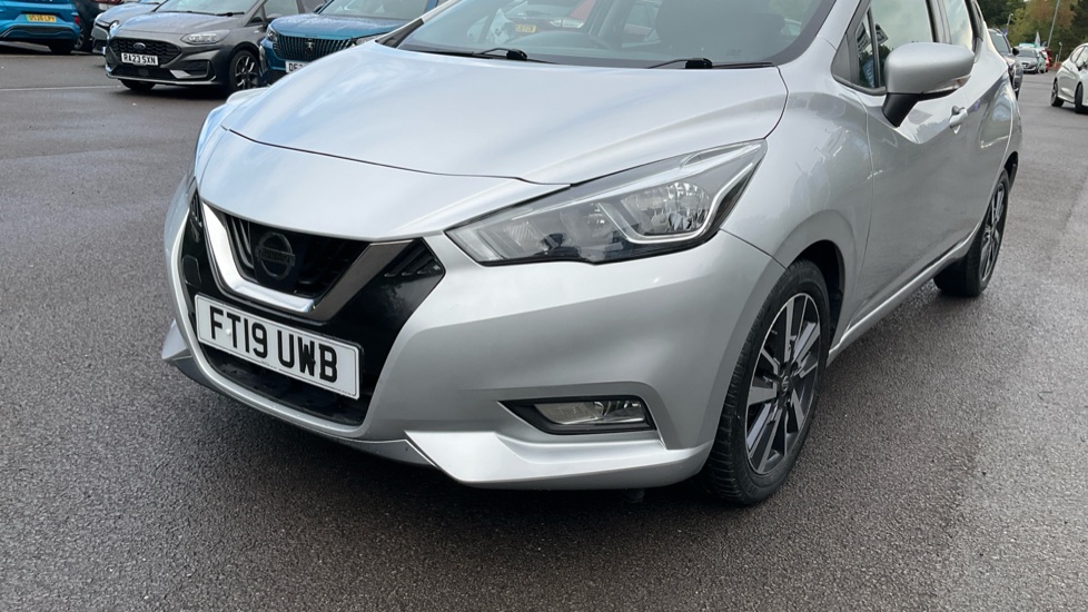 Nissan Micra 0.9 IG-T Acenta 5dr Petrol Hatchback - Image 27