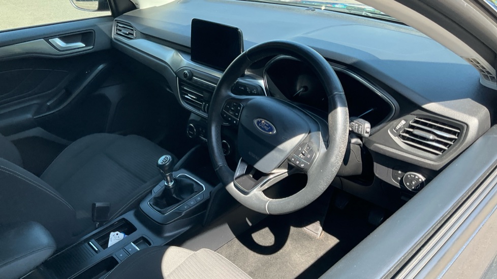 Ford Focus 1.5 EcoBoost 150 Titanium 5dr Petrol Hatchback - Image 11