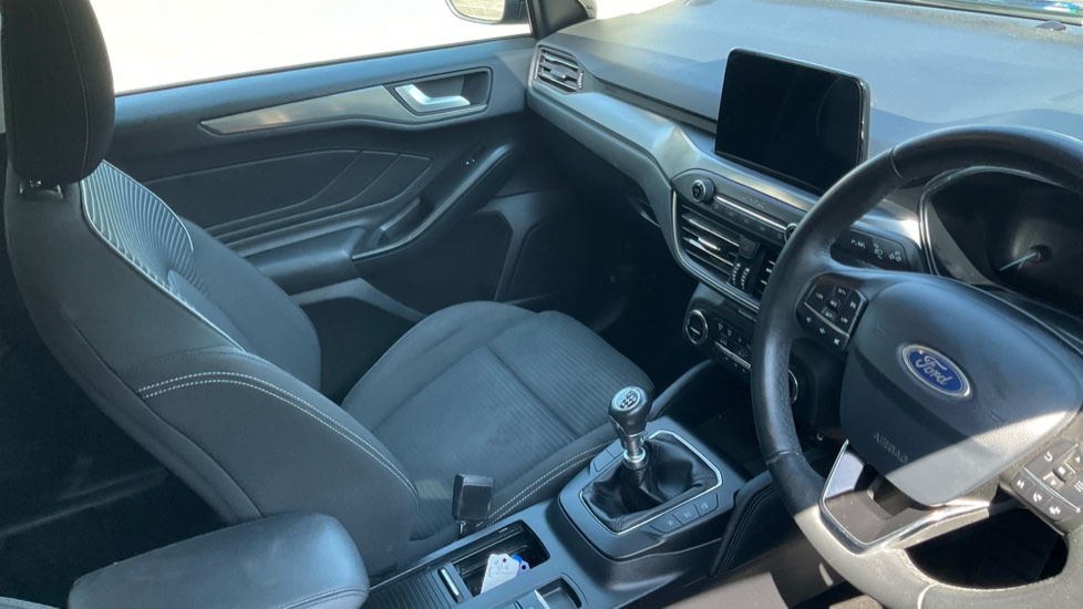 Ford Focus 1.5 EcoBoost 150 Titanium 5dr Petrol Hatchback - Image 14