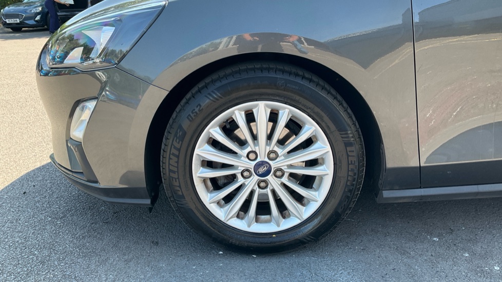 Ford Focus 1.5 EcoBoost 150 Titanium 5dr Petrol Hatchback - Image 26