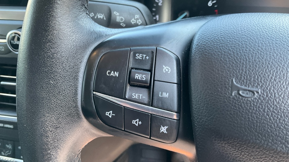 Ford Focus 1.5 EcoBoost 150 Titanium 5dr Petrol Hatchback - Image 33