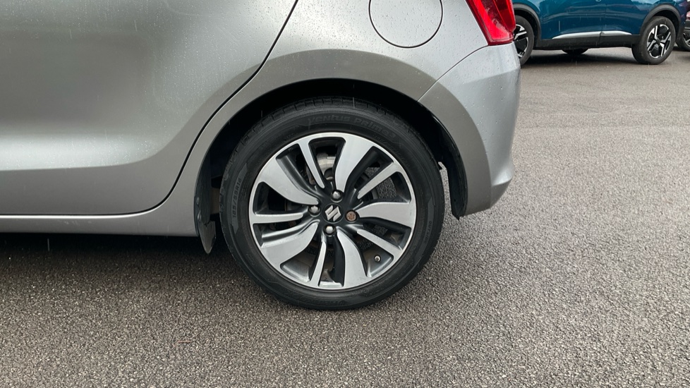 Suzuki Swift 1.0 Boosterjet SZ5 5dr Auto Petrol Hatchback - Image 21