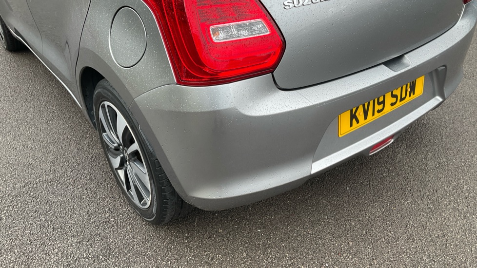 Suzuki Swift 1.0 Boosterjet SZ5 5dr Auto Petrol Hatchback - Image 28