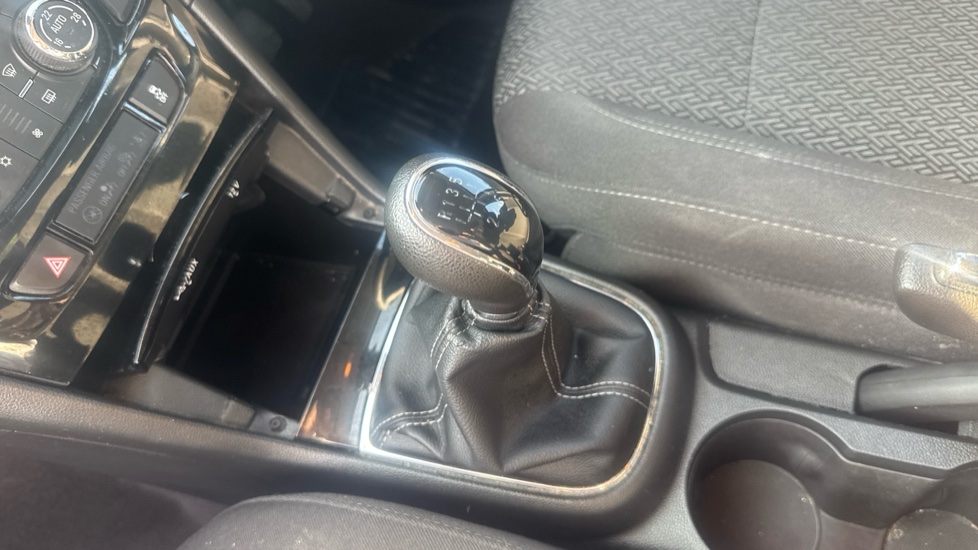 Vauxhall Mokka X 1.4T Active 5dr Petrol Hatchback - Image 13