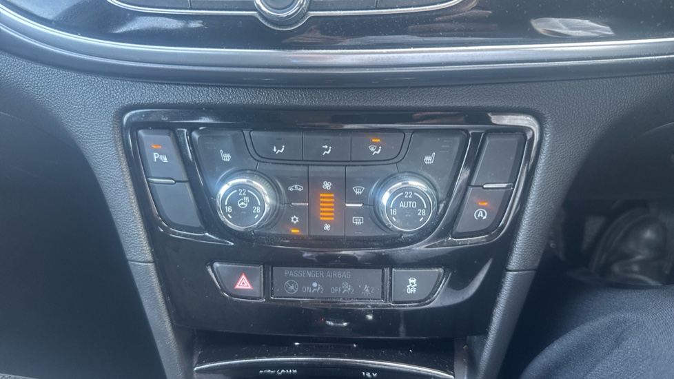 Vauxhall Mokka X 1.4T Active 5dr Petrol Hatchback - Image 28