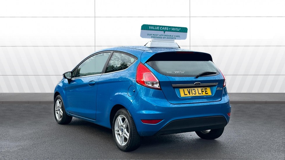 Ford Fiesta 1.25 82 Zetec 3dr Petrol Hatchback - Image 2