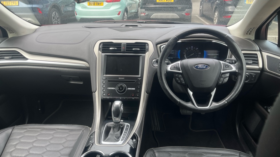 Ford Mondeo 2.0 Hybrid Titanium Edition 4dr Auto Hybrid Saloon - Image 10