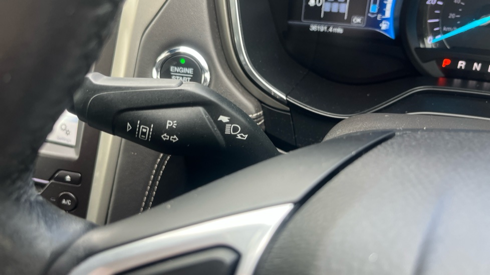 Ford Mondeo 2.0 Hybrid Titanium Edition 4dr Auto Hybrid Saloon - Image 23