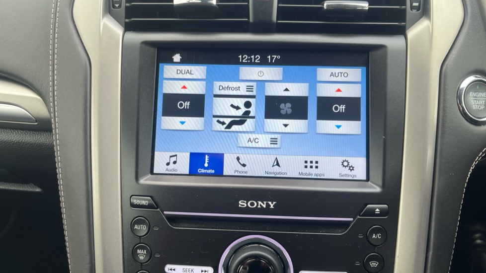 Ford Mondeo 2.0 Hybrid Titanium Edition 4dr Auto Hybrid Saloon - Image 29