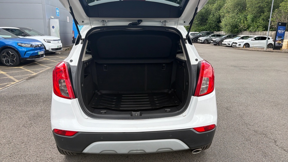 Vauxhall Mokka X 1.4T ecoTEC Elite 5dr Petrol Hatchback - Image 4