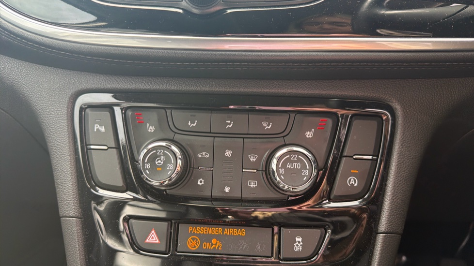 Vauxhall Mokka X 1.4T ecoTEC Elite 5dr Petrol Hatchback - Image 23