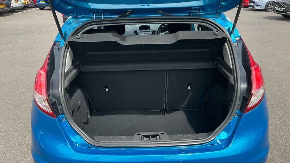 Ford Fiesta 1.0 Titanium 5dr Petrol Hatchback - Image 4