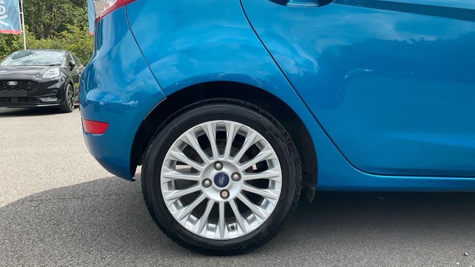 Ford Fiesta 1.0 Titanium 5dr Petrol Hatchback - Image 7