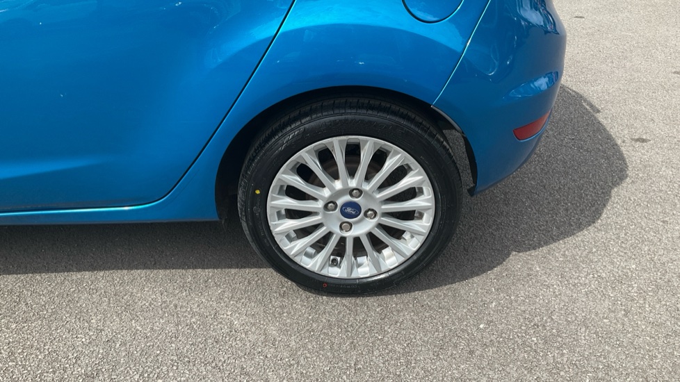 Ford Fiesta 1.0 Titanium 5dr Petrol Hatchback - Image 14
