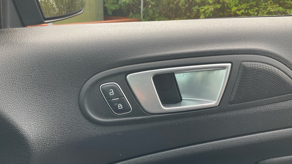 Ford EcoSport 1.0 EcoBoost 125 ST-Line 5dr Petrol Hatchback - Image 29