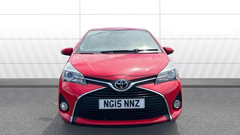 Toyota Yaris 1.33 VVT-i Icon 3dr Petrol Hatchback - Image 3