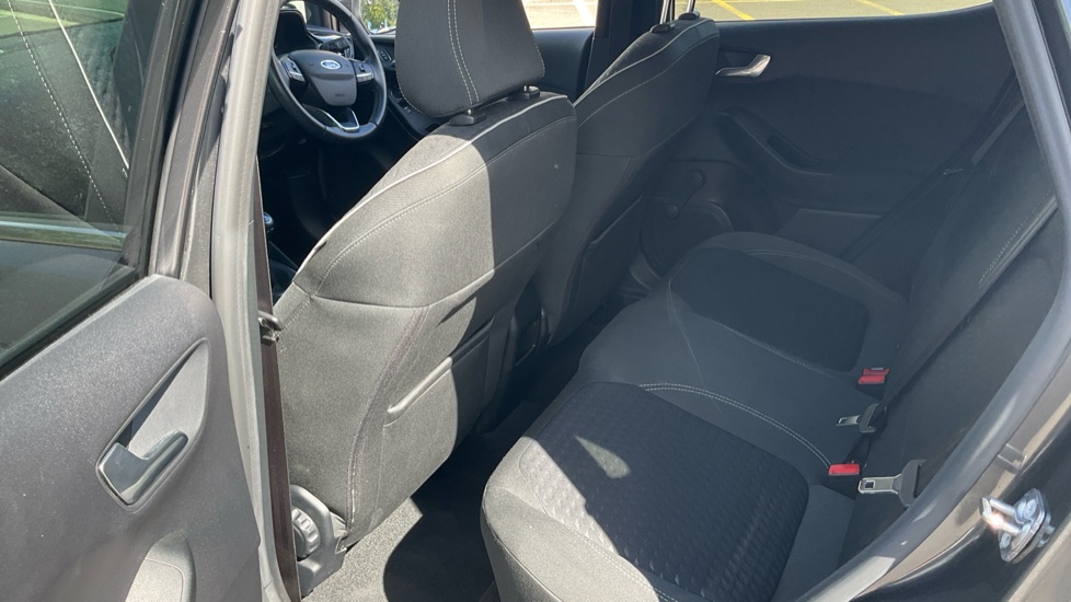 Ford Fiesta 1.0 EcoBoost Titanium 5dr Petrol Hatchback - Image 16
