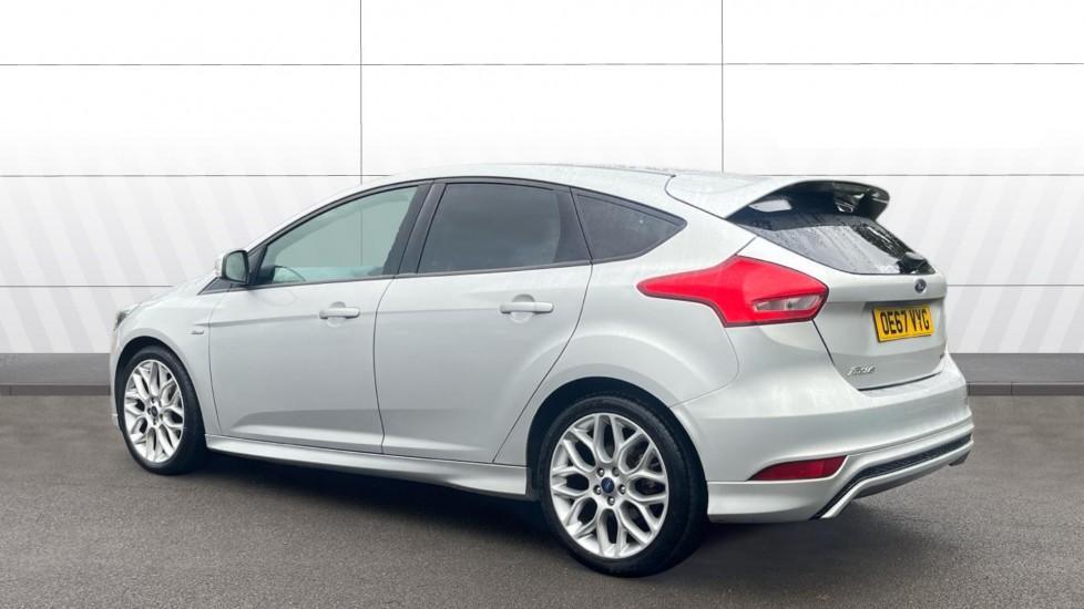 Ford Focus 1.0 EcoBoost 140 ST-Line Navigation 5dr Petrol Hatchback - Image 2