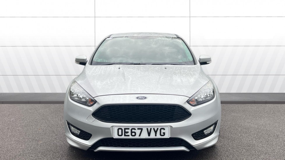 Ford Focus 1.0 EcoBoost 140 ST-Line Navigation 5dr Petrol Hatchback - Image 3