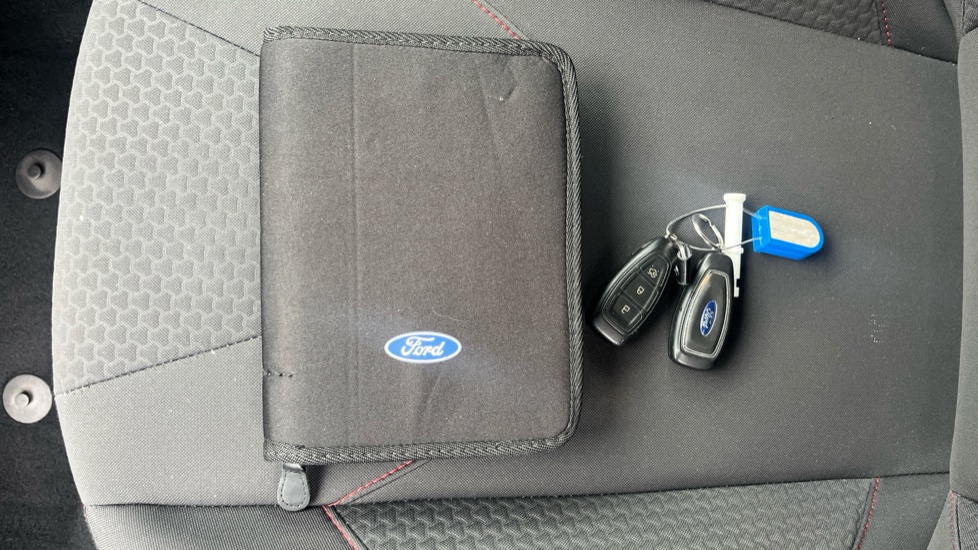 Ford Focus 1.0 EcoBoost 140 ST-Line Navigation 5dr Petrol Hatchback - Image 19