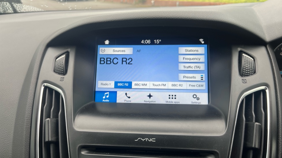 Ford Focus 1.0 EcoBoost 140 ST-Line Navigation 5dr Petrol Hatchback - Image 28