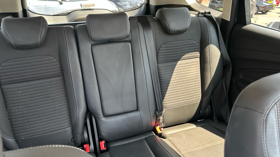 Ford Kuga 1.5 EcoBoost Titanium 5dr 2WD Petrol Estate - Image 15