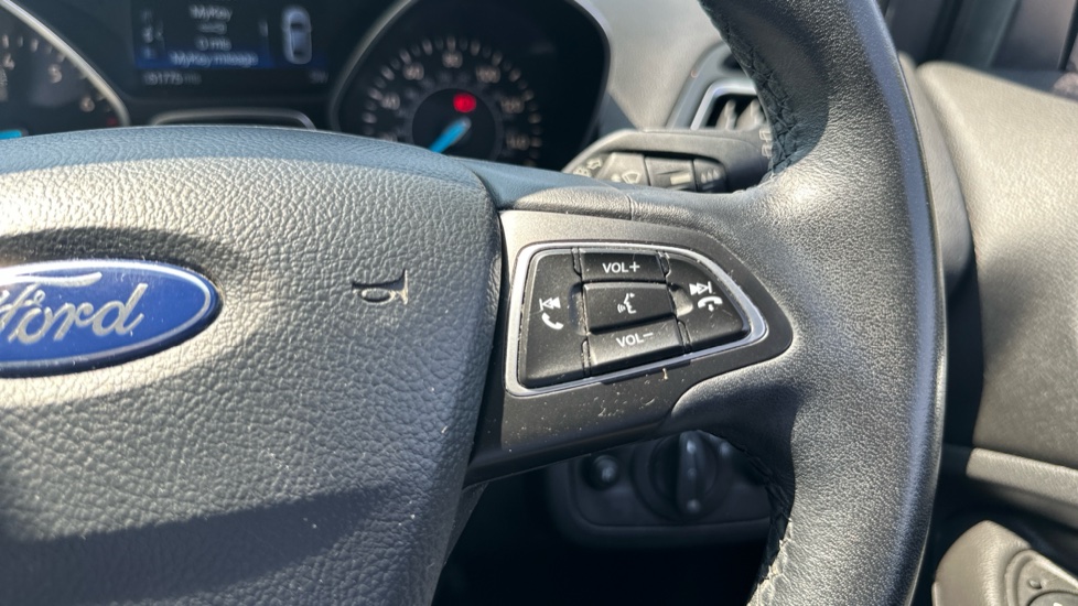 Ford Kuga 1.5 EcoBoost Titanium 5dr 2WD Petrol Estate - Image 23