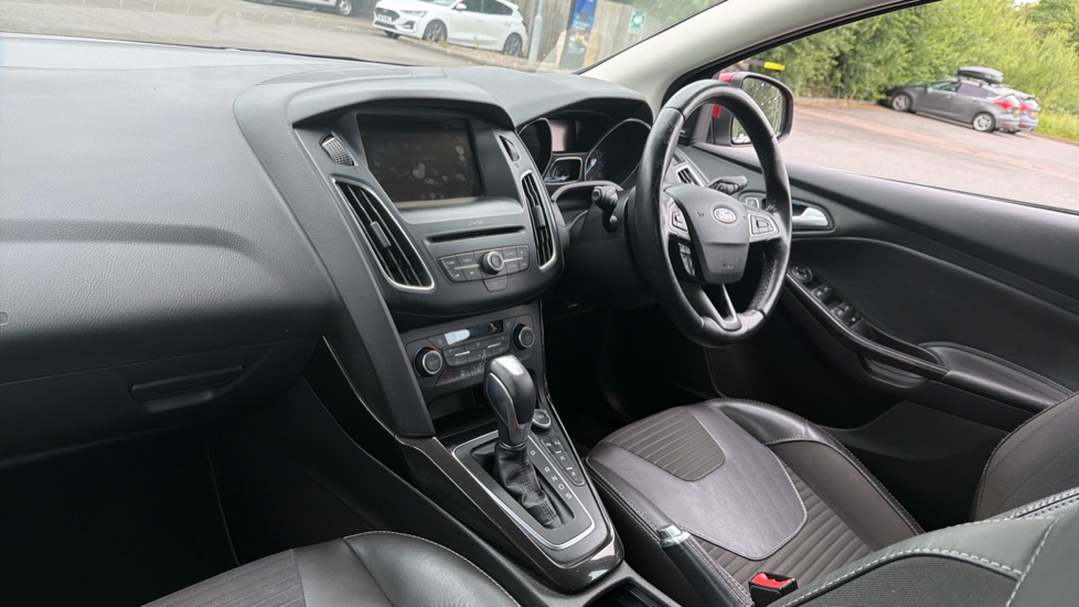 Ford Focus 1.5 TDCi 120 Titanium X 5dr Powershift Diesel Hatchback - Image 9