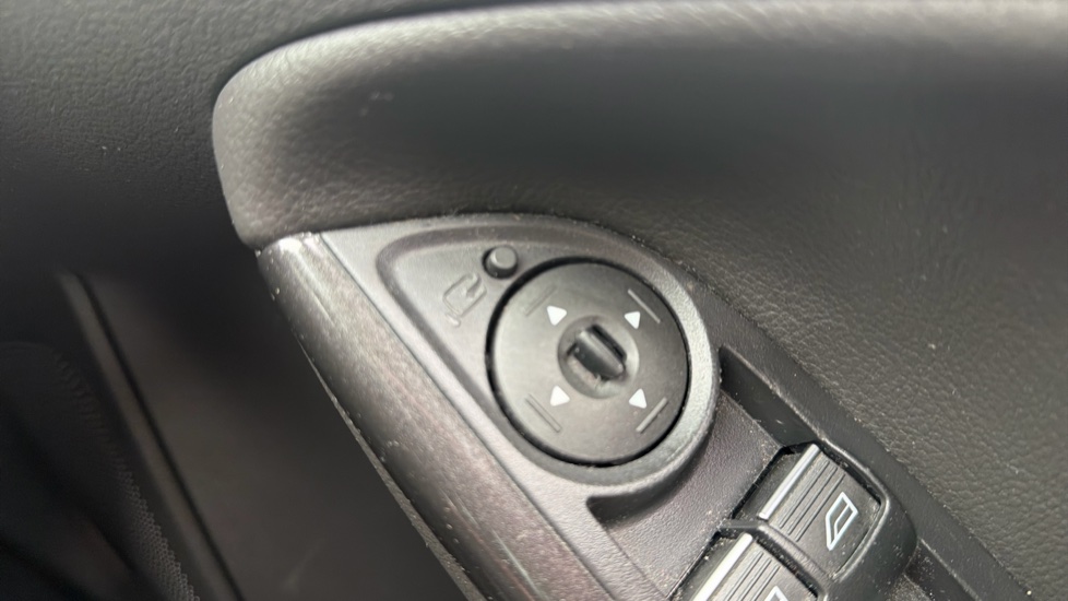 Ford Focus 1.5 TDCi 120 Titanium X 5dr Powershift Diesel Hatchback - Image 29