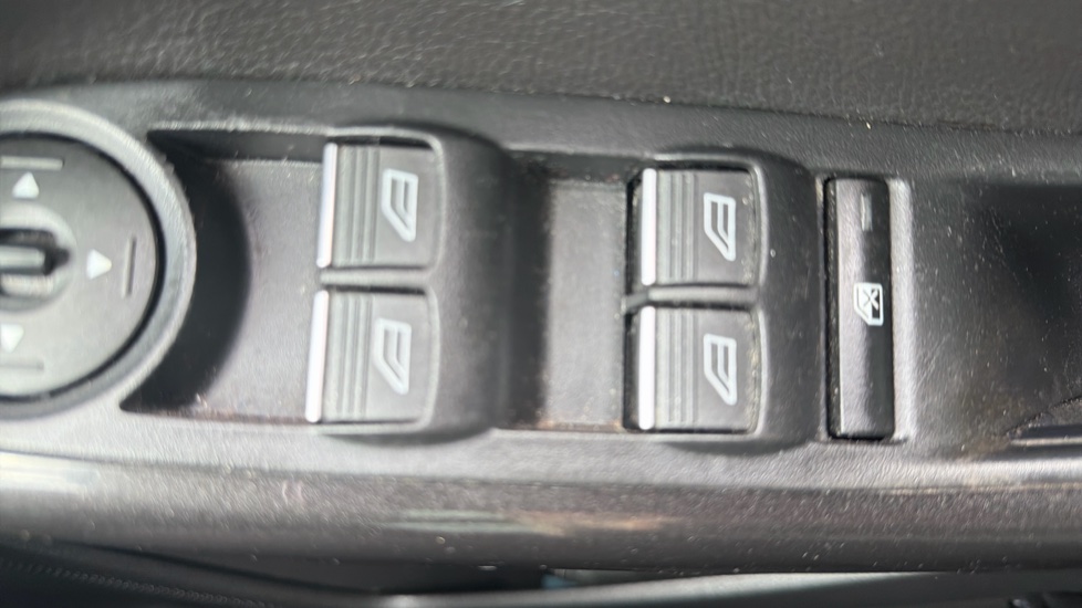 Ford Focus 1.5 TDCi 120 Titanium X 5dr Powershift Diesel Hatchback - Image 45