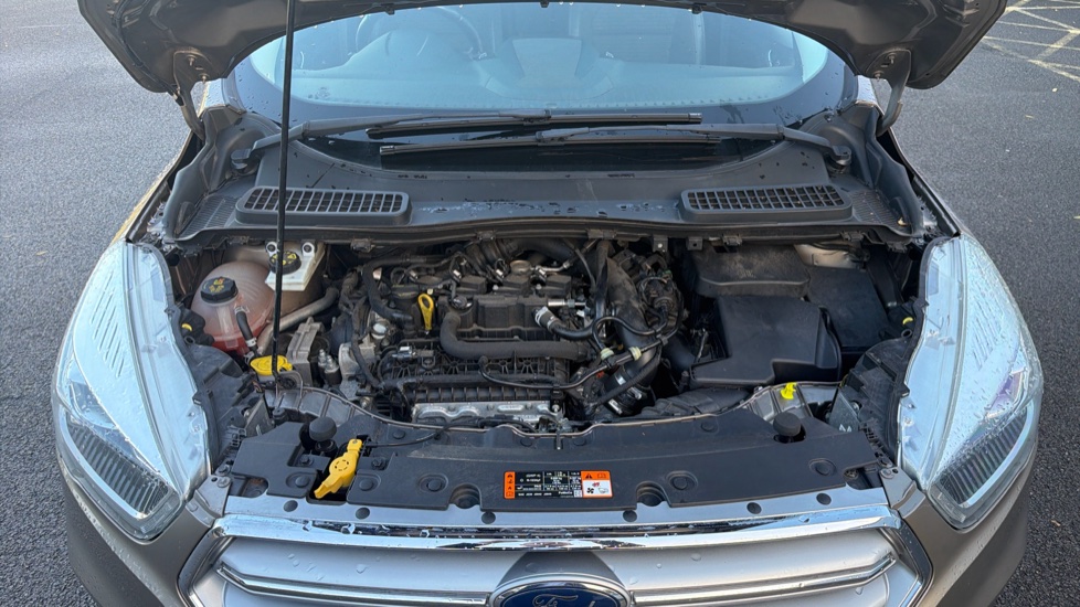 Ford Kuga 1.5 EcoBoost Titanium 5dr 2WD Petrol Estate - Image 8