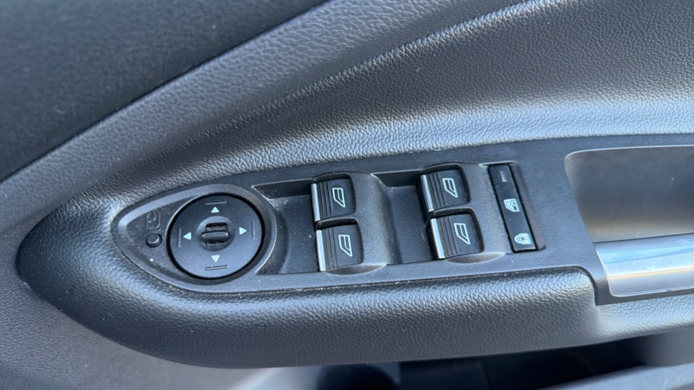 Ford Kuga 1.5 EcoBoost Titanium 5dr 2WD Petrol Estate - Image 26