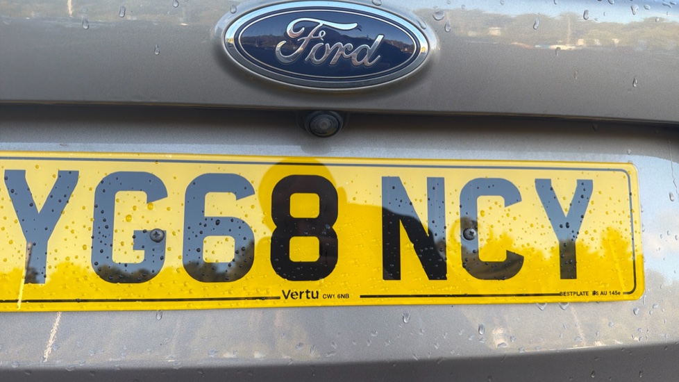 Ford Kuga 1.5 EcoBoost Titanium 5dr 2WD Petrol Estate - Image 29