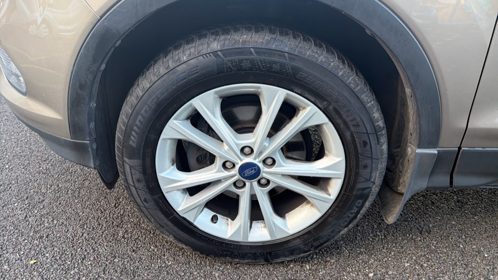 Ford Kuga 1.5 EcoBoost Titanium 5dr 2WD Petrol Estate - Image 31