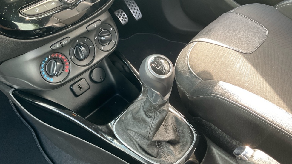 Vauxhall Adam 1.2i Energised 3dr Petrol Hatchback - Image 13