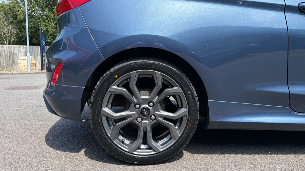 Ford Fiesta 1.0 EcoBoost 95 ST-Line Edition 3dr Petrol Hatchback - Image 7