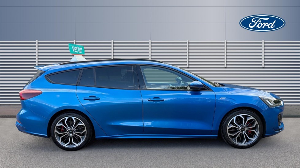 Ford Focus 1.0 EcoBoost Hybrid mHEV 155 ST-Line X 5dr Auto Petrol Estate - Image 5