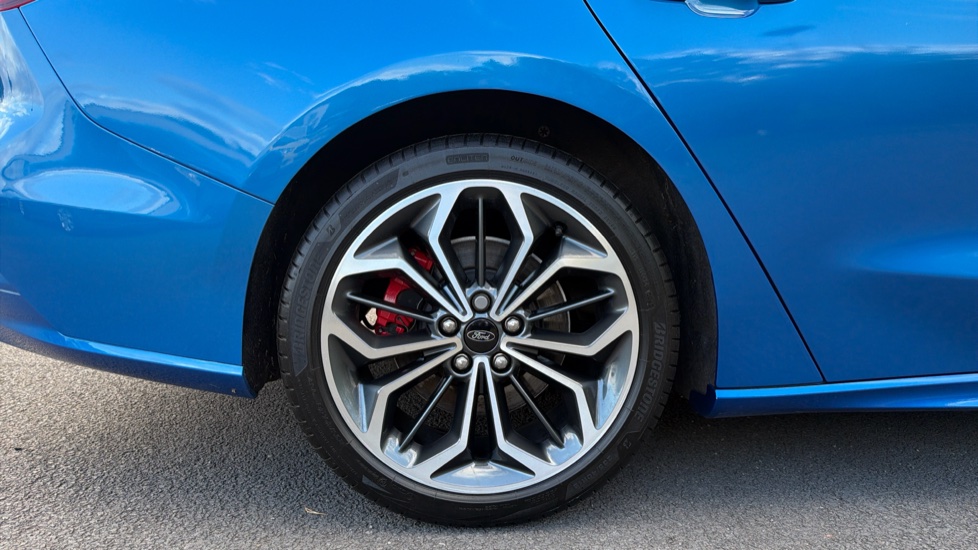 Ford Focus 1.0 EcoBoost Hybrid mHEV 155 ST-Line X 5dr Auto Petrol Estate - Image 7