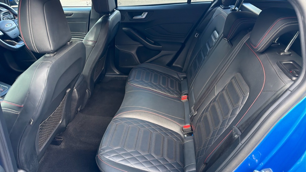 Ford Focus 1.0 EcoBoost Hybrid mHEV 155 ST-Line X 5dr Auto Petrol Estate - Image 16