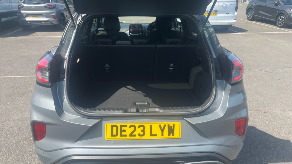 Ford Puma 1.0 EcoBoost Hybrid mHEV 155 ST-Line X 5dr Petrol Hatchback - Image 4
