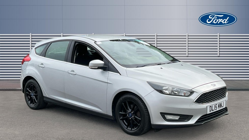 Ford Focus 1.0 EcoBoost Zetec 5dr Petrol Hatchback - Image 1