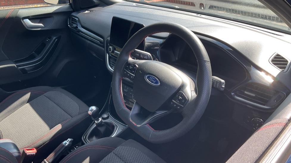 Ford Puma 1.0 EcoBoost Hybrid mHEV ST-Line 5dr Petrol Hatchback - Image 11